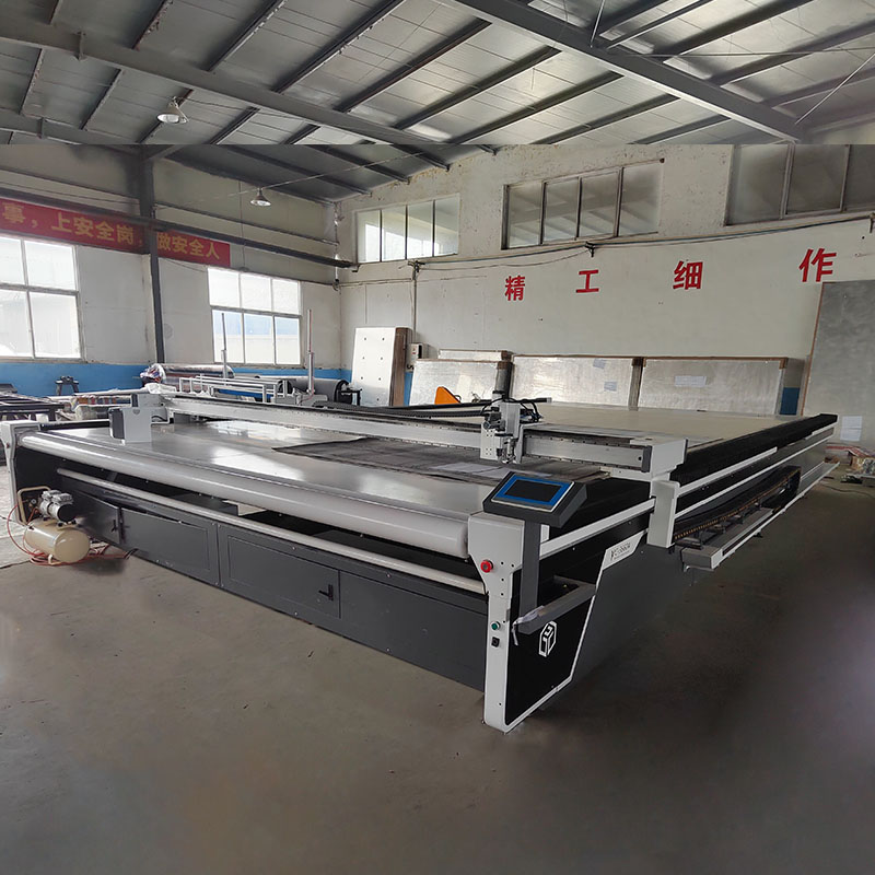 Yuchon 3240A roller blind fabric cutting table with knife cutting